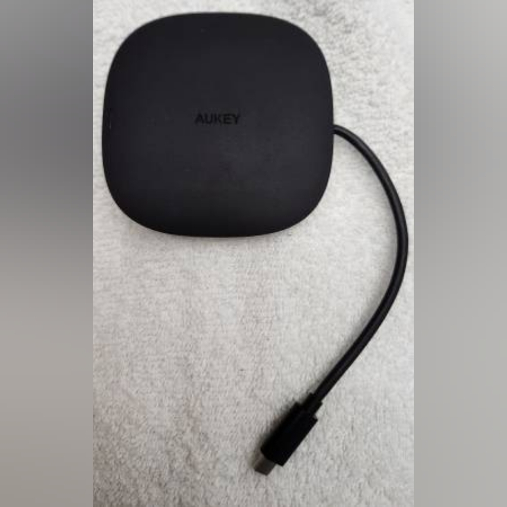 Aukey CB-C70 5-in-1 Unity Wireless Charging USB-C Hub